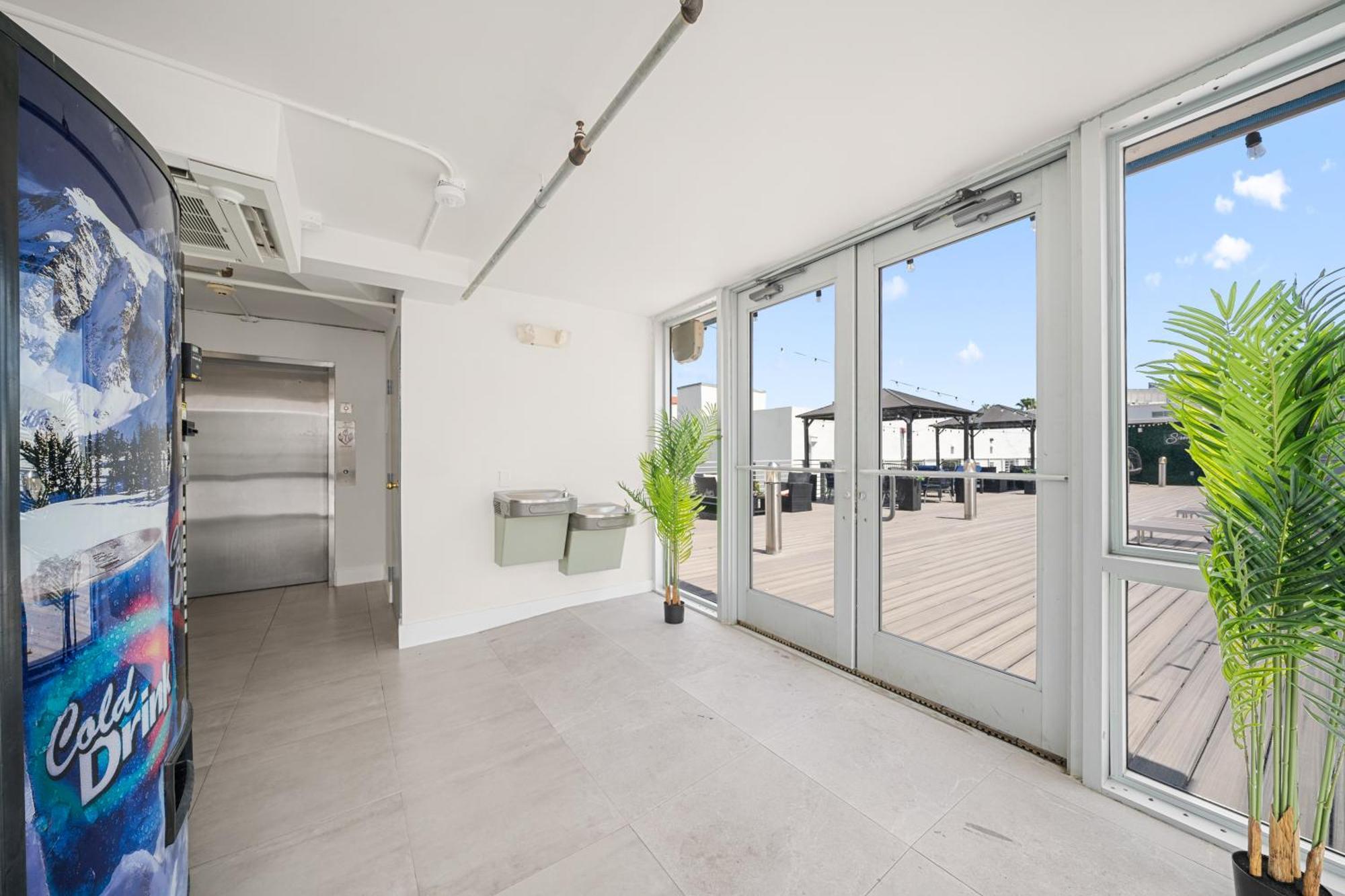 The Samantha By Lowkl Miami Beach Exteriör bild
